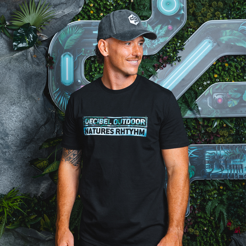 02. T-shirt Theme black