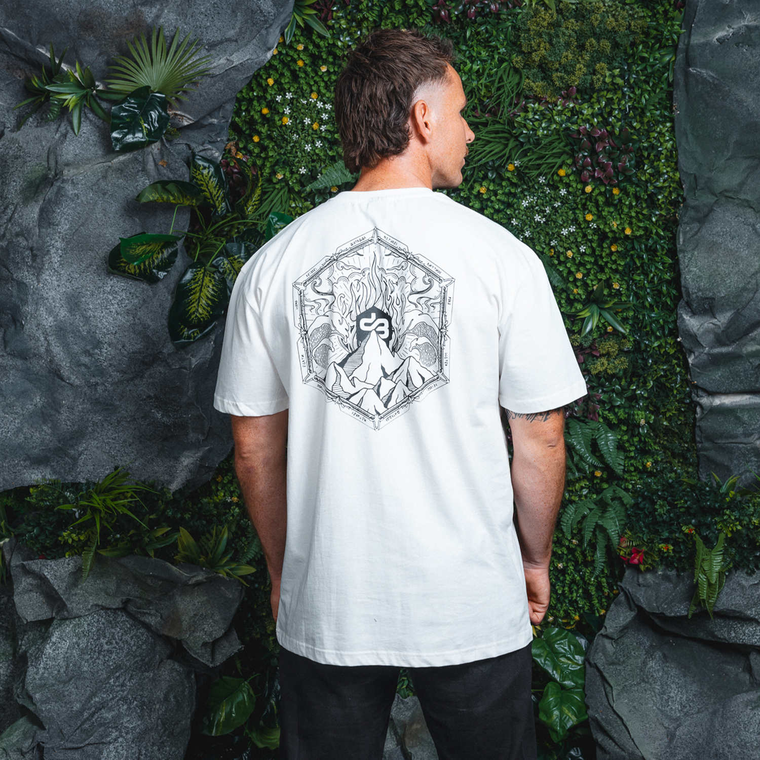 04. T-shirt Lines White loose fit image