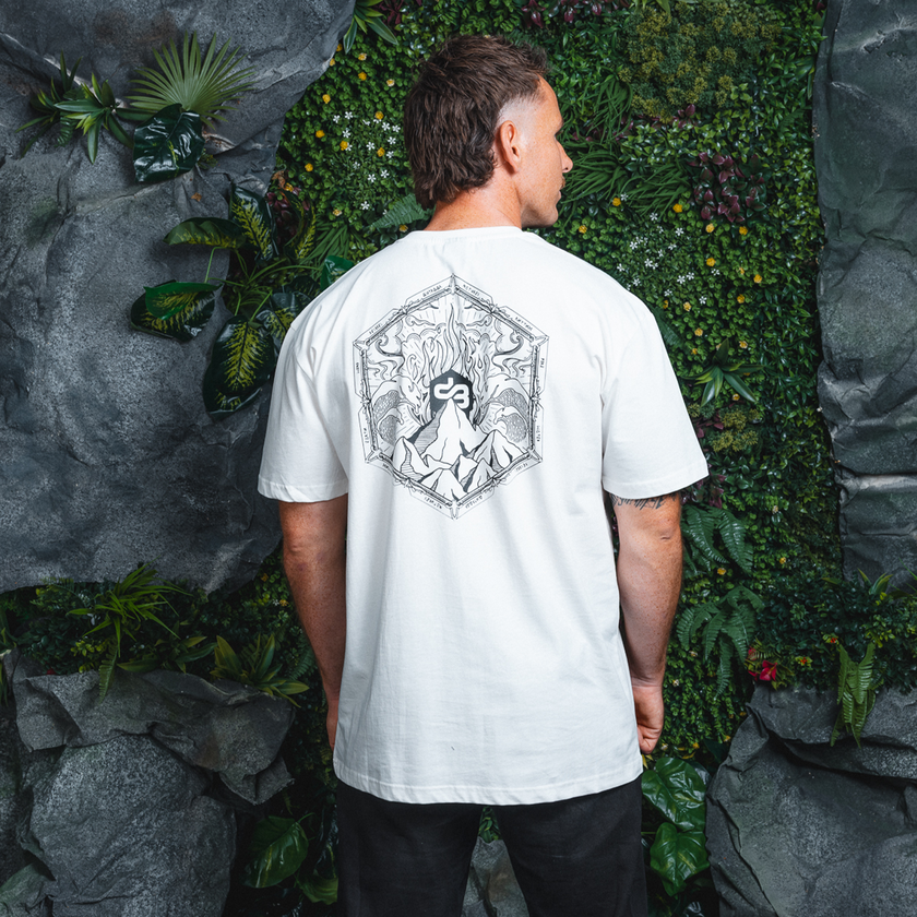04. T-shirt Lines White loose fit