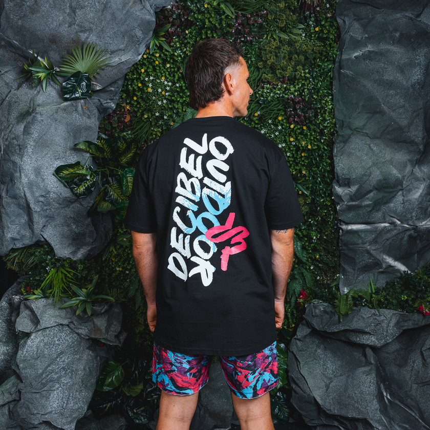 08. T-shirt Graffiti Black loose fit