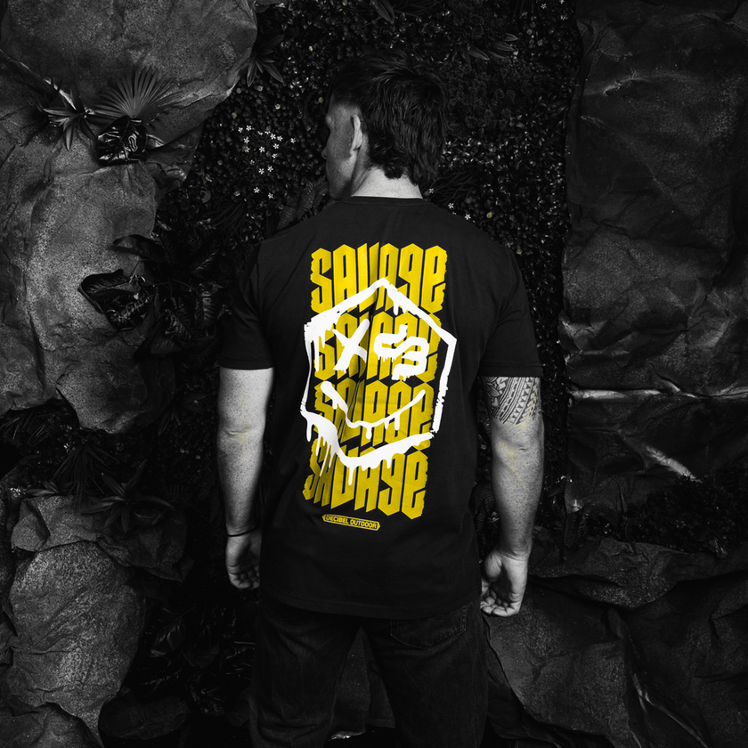09. T-shirt Savage Washed black