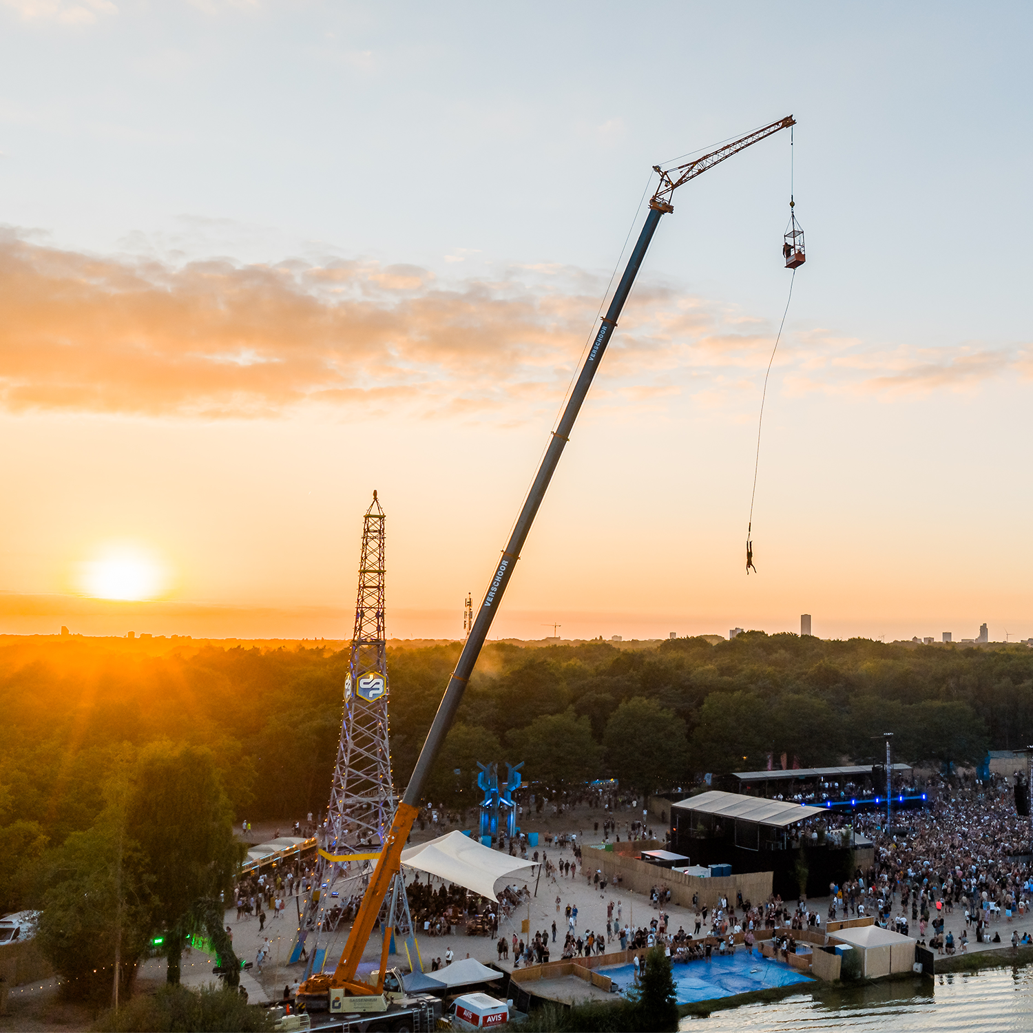 Bungee jump image